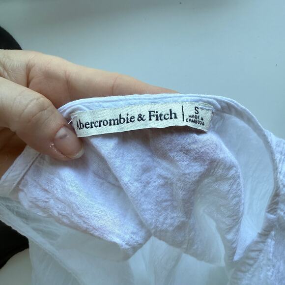NWOT Abercrombie & Fitch White Gauze Blouse Top - Small - Picture 6 of 6